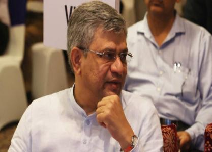Ashwini Vaishnaw urges start-ups to find ways to take UPI